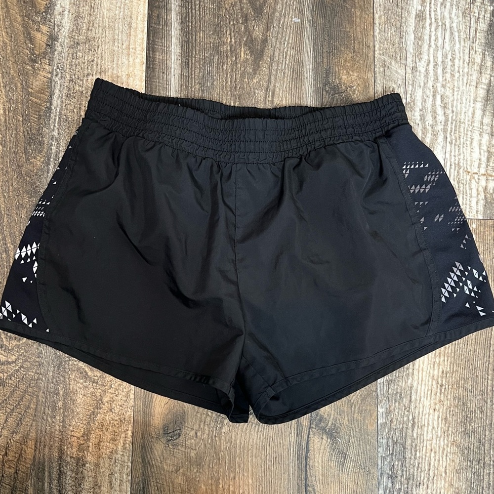 Women’s • Medium • Tek Gear